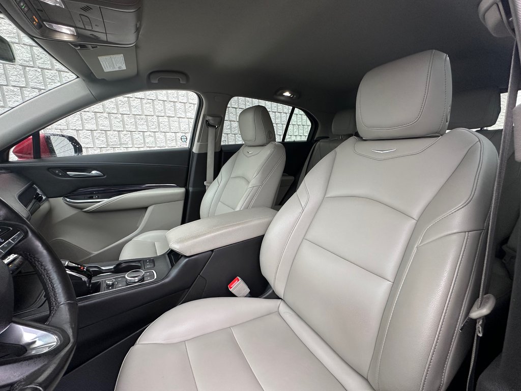 2023 Cadillac XT4 in Pickering, Ontario - 12 - w1024h768px