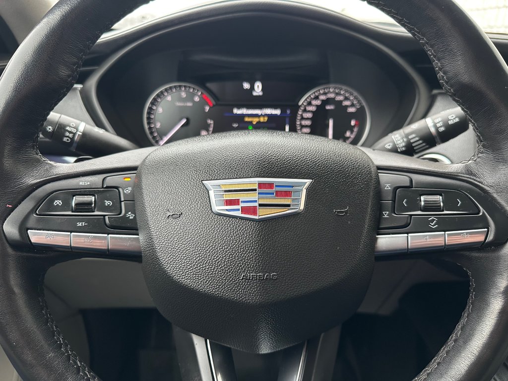 2023 Cadillac XT4 in Pickering, Ontario - 10 - w1024h768px