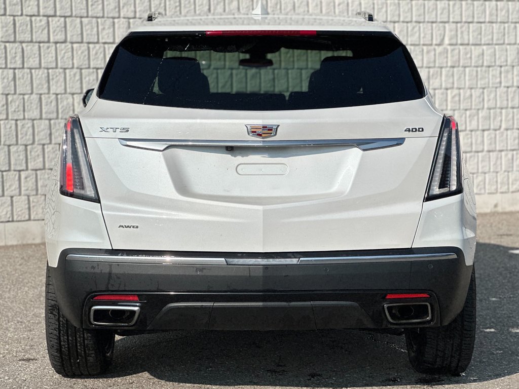 2021 Cadillac XT5 in Pickering, Ontario - 4 - w1024h768px