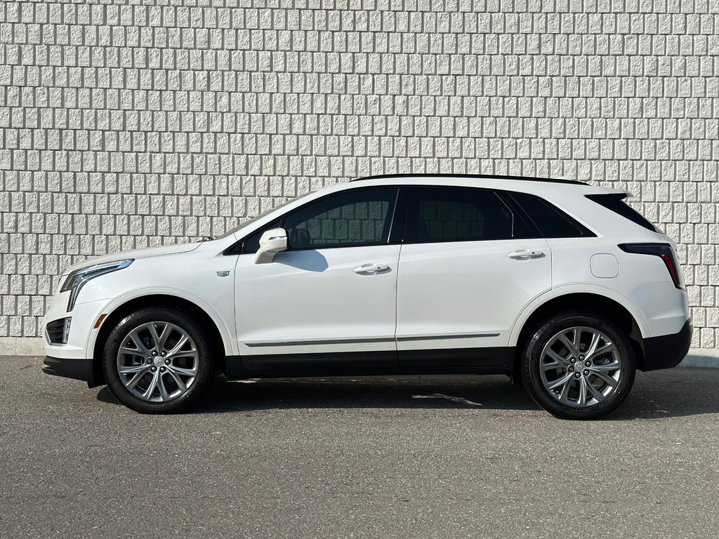 2021  XT5 AWD SPORT in Pickering, Ontario - 2 - w1024h768px