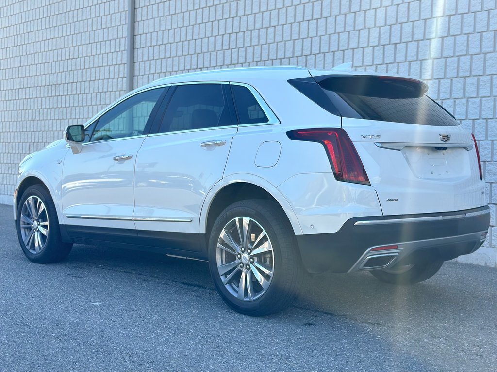 2021 Cadillac XT5 in Pickering, Ontario - 3 - w1024h768px