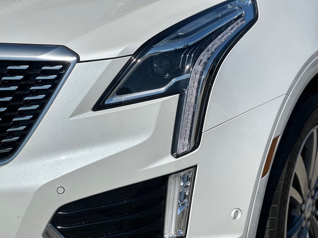 2021 Cadillac XT5 in Pickering, Ontario - 7 - w1024h768px