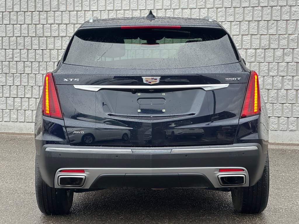 2021 Cadillac XT5 in Pickering, Ontario - 4 - w1024h768px