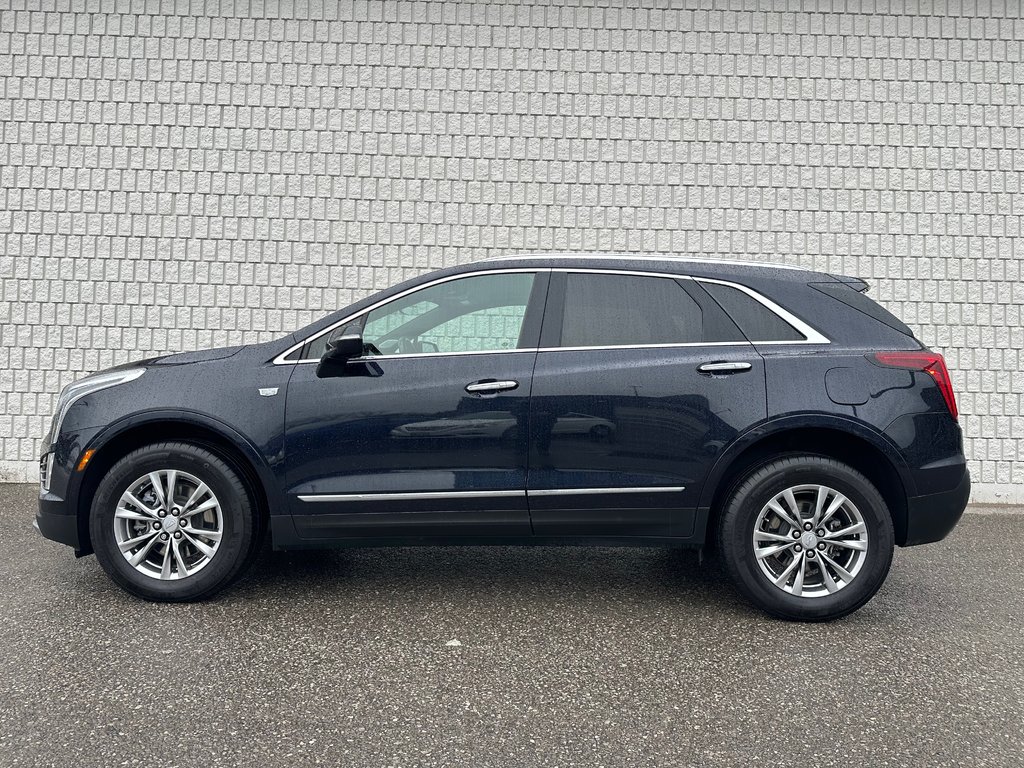 2021 Cadillac XT5 in Pickering, Ontario - 2 - w1024h768px