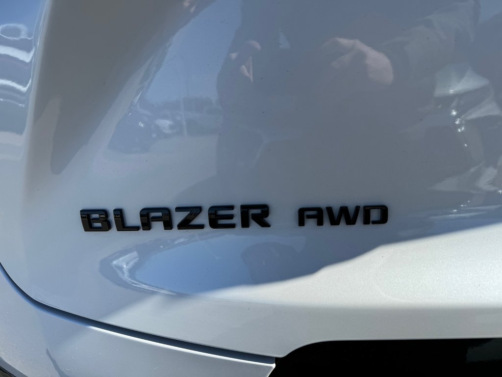 2023 Chevrolet Blazer in Pickering, Ontario - 9 - w1024h768px