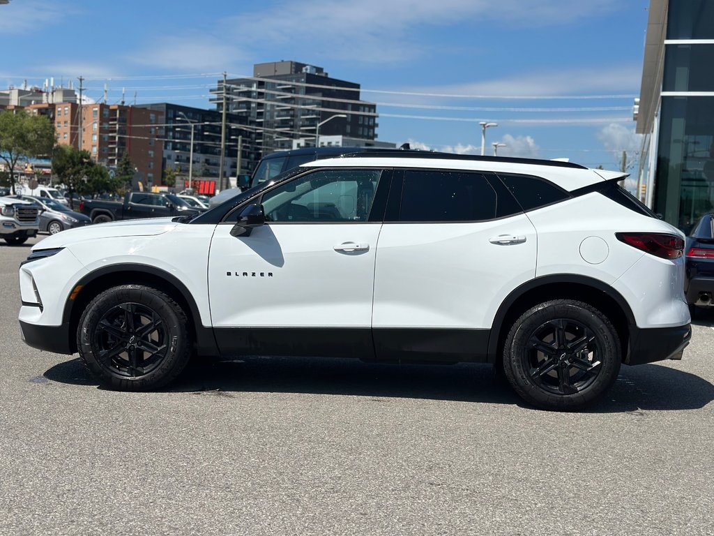 2024 Chevrolet Blazer in Pickering, Ontario - 2 - w1024h768px