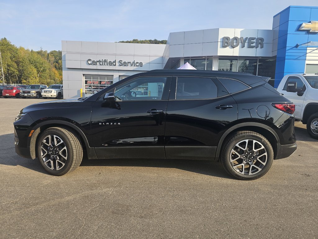 2024 Chevrolet Blazer in Pickering, Ontario - 10 - w1024h768px