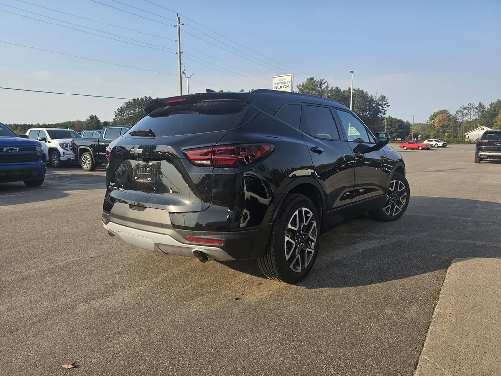 2024 Chevrolet Blazer in Pickering, Ontario - 4 - w1024h768px