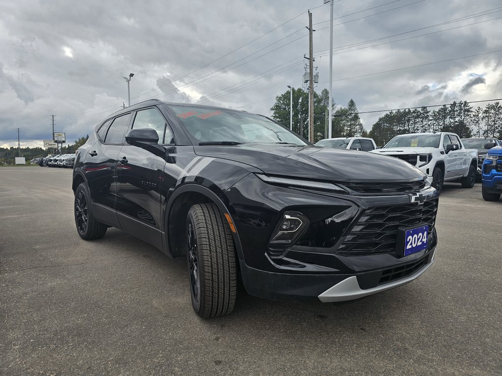 2024 Chevrolet Blazer in Pickering, Ontario - 3 - w1024h768px