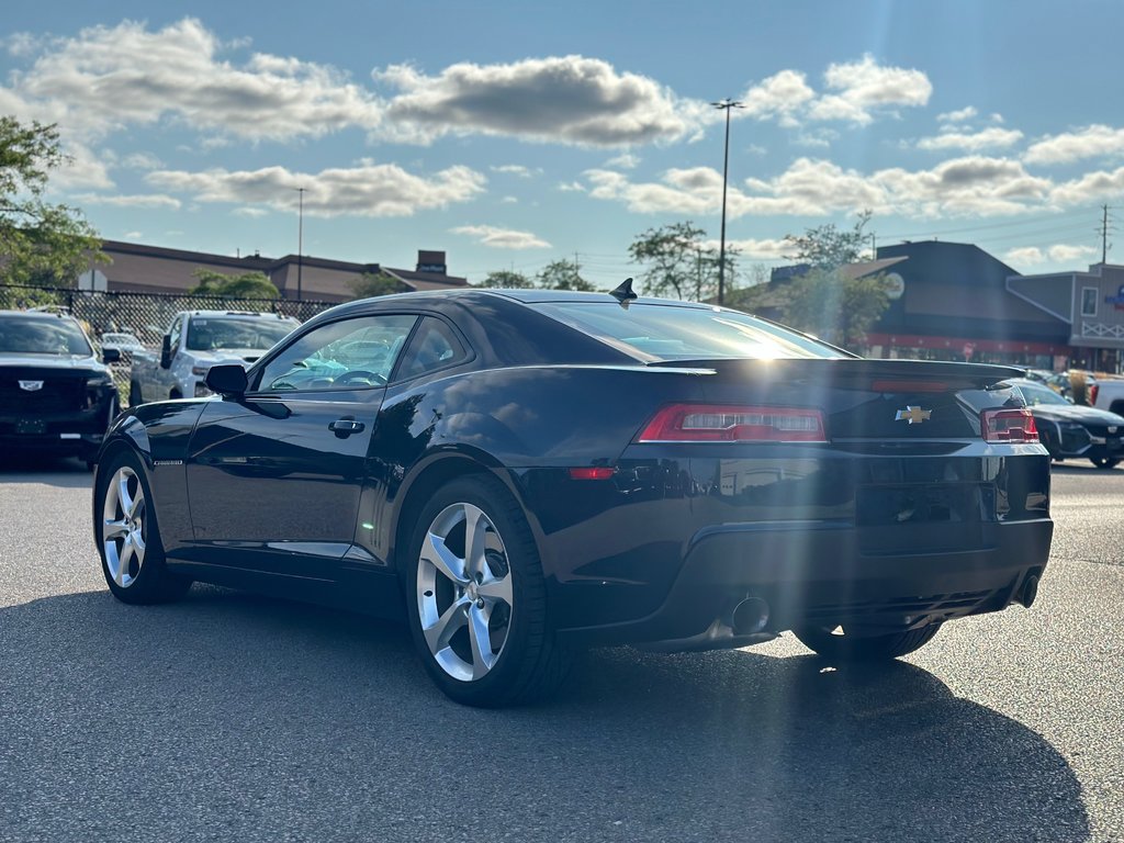 2015 Chevrolet Camaro in Pickering, Ontario - 3 - w1024h768px