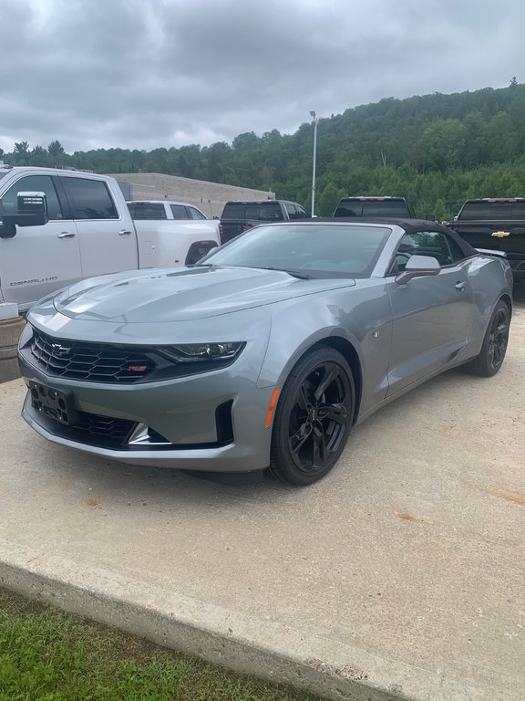 2024 Chevrolet Camaro in Pickering, Ontario - 3 - w1024h768px