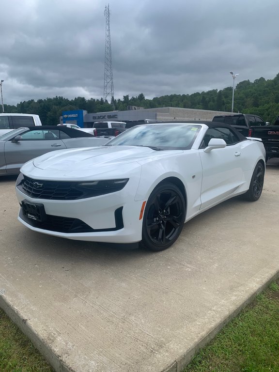 2024 Chevrolet Camaro in Pickering, Ontario - 3 - w1024h768px