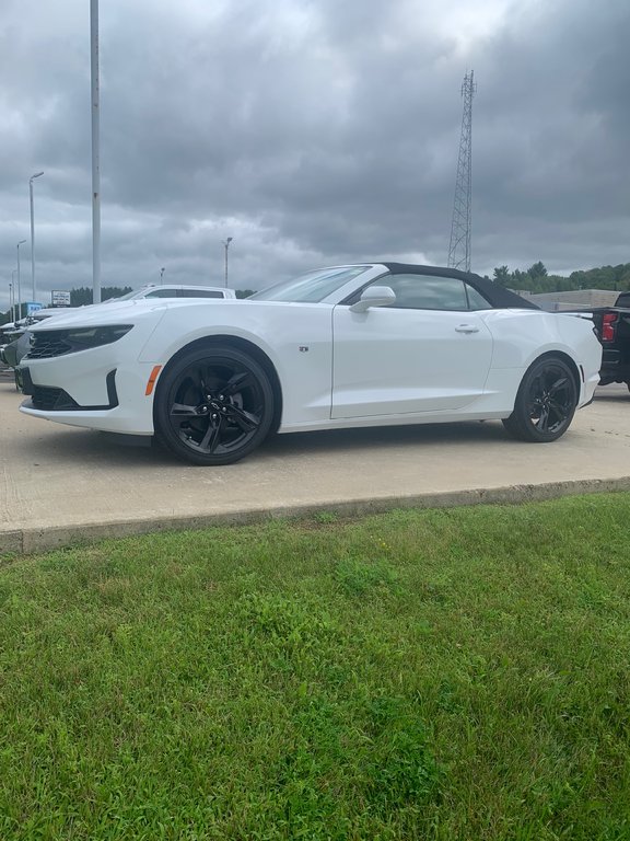 2024 Chevrolet Camaro in Pickering, Ontario - 4 - w1024h768px