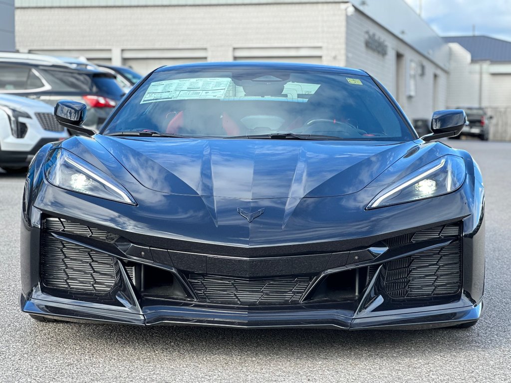 2024 Chevrolet CORVETTE E-RAY in Pickering, Ontario - 5 - w1024h768px