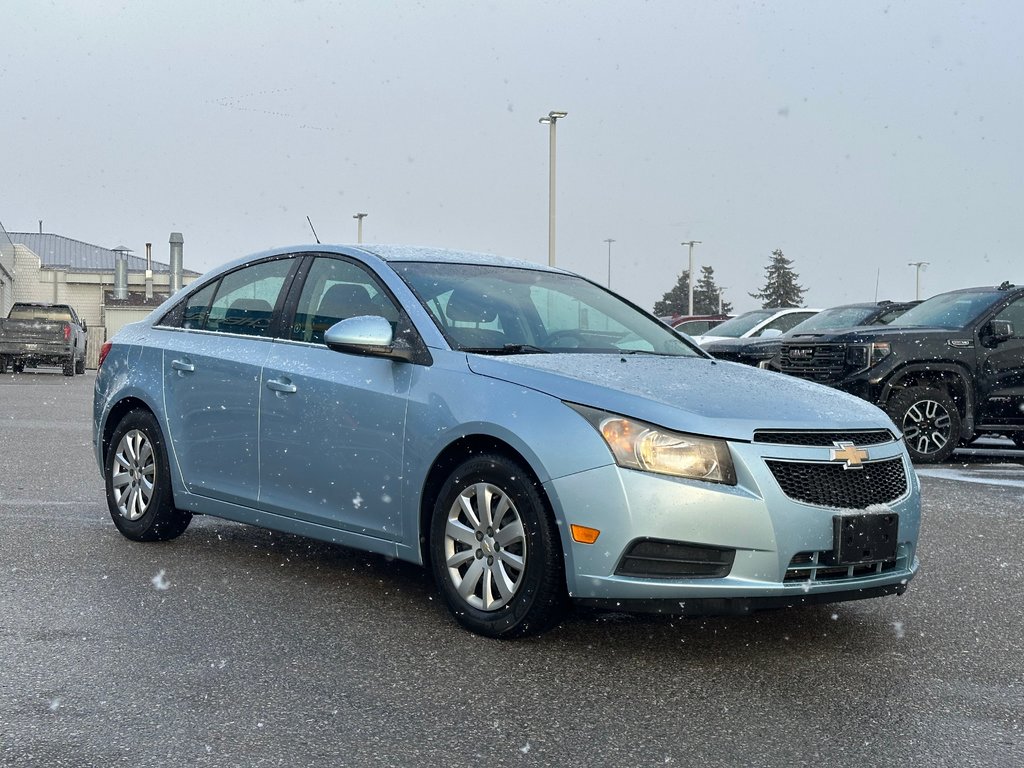 2011 Chevrolet Cruze LT TURBO W/1SA in Pickering, Ontario - 7 - w1024h768px