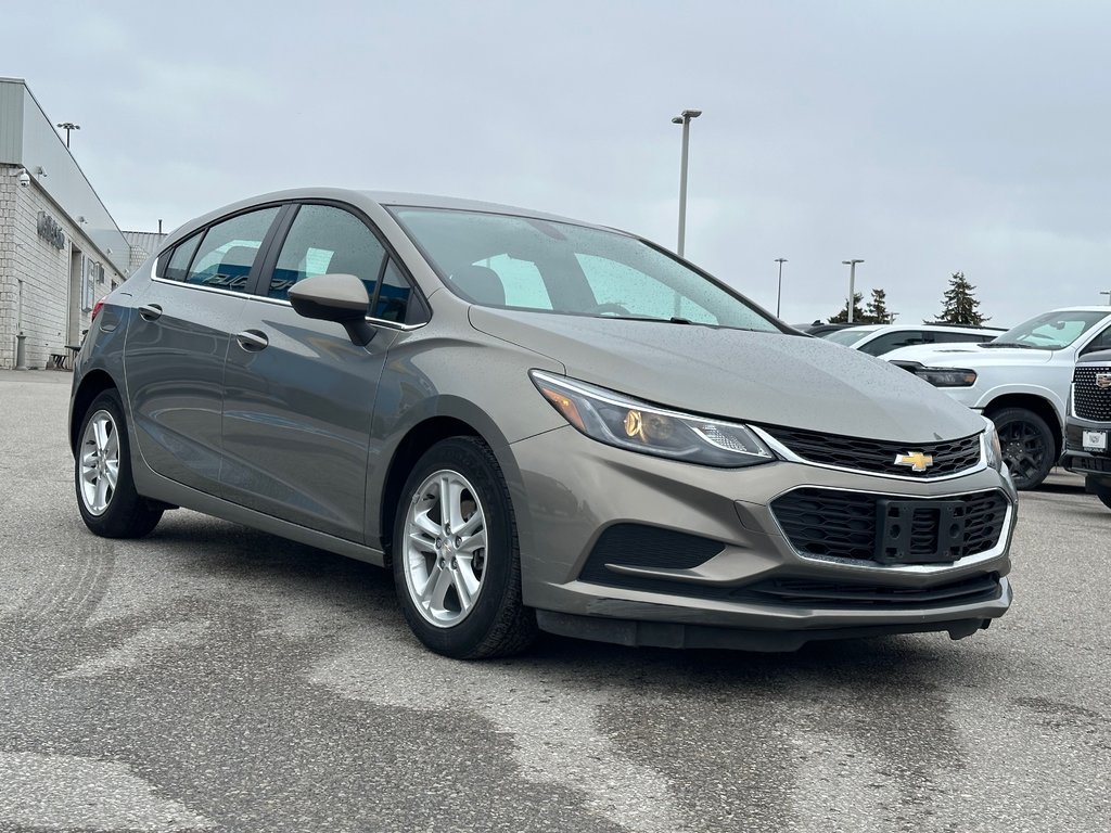 2018 Chevrolet Cruze LT in Pickering, Ontario - 7 - w1024h768px