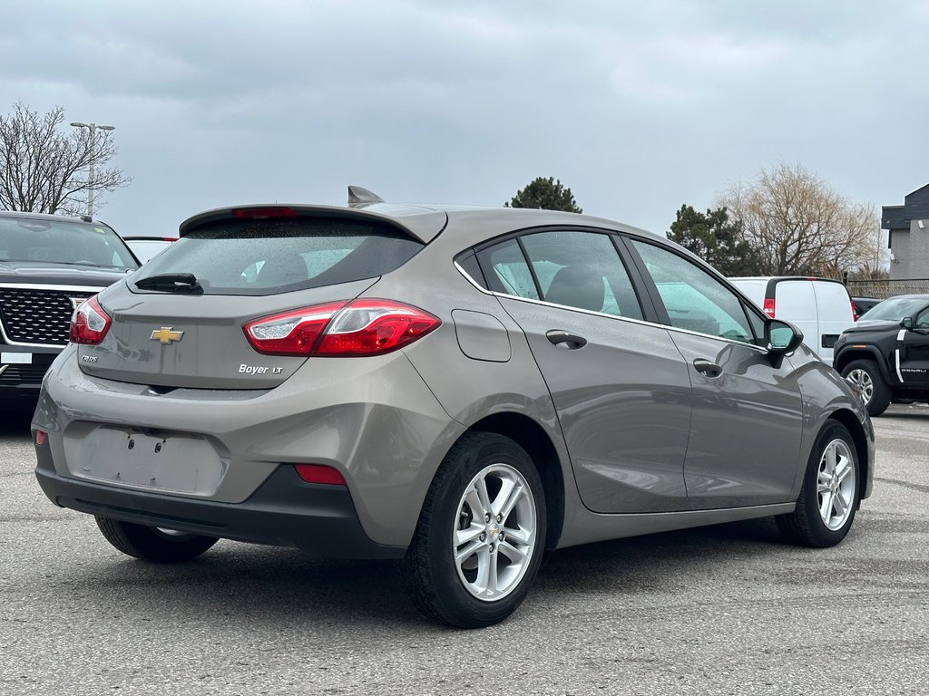 2018 Chevrolet Cruze LT in Pickering, Ontario - 5 - w1024h768px