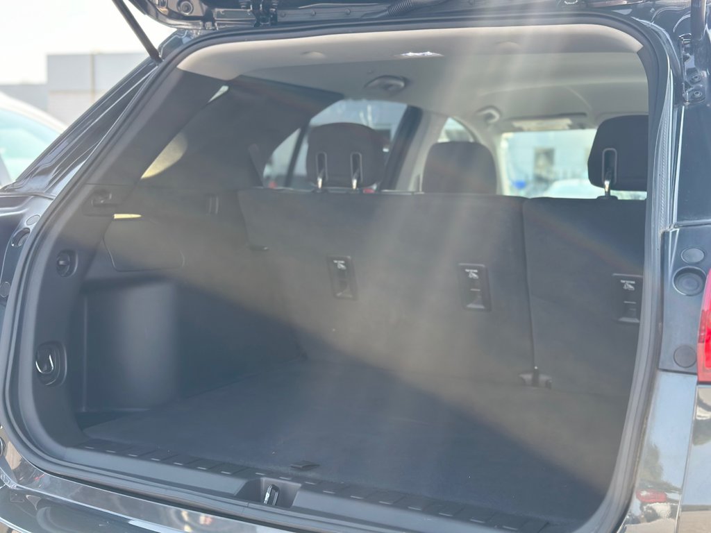 2019  Equinox LT in Pickering, Ontario - 16 - w1024h768px