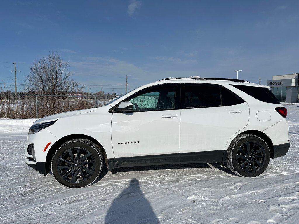 2022 Chevrolet Equinox in Lindsay, Ontario - 2 - w1024h768px