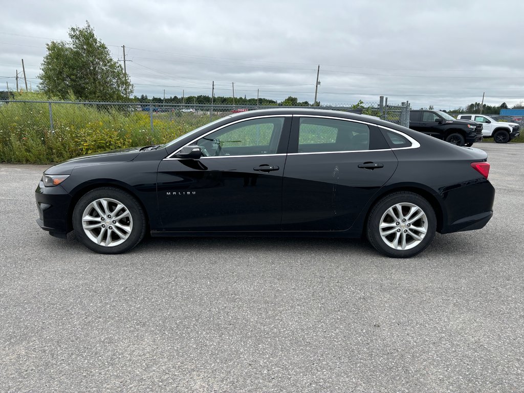 2016 Chevrolet Malibu in Pickering, Ontario - 5 - w1024h768px