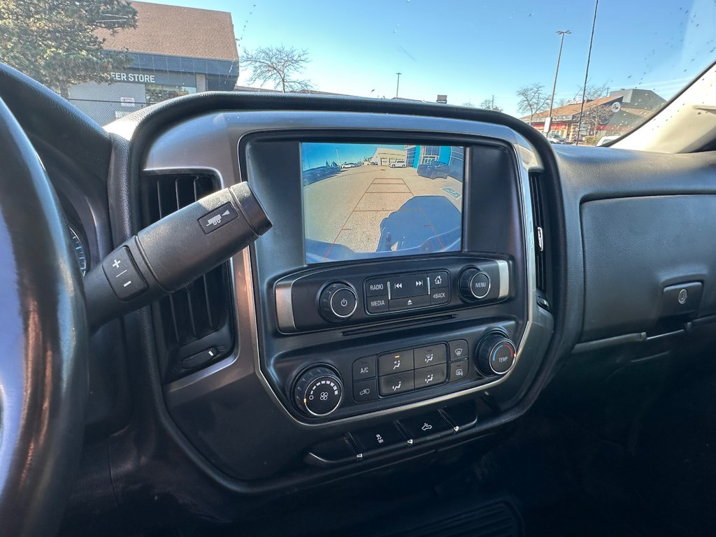 2019  Silverado 1500 LD LT in Pickering, Ontario - 11 - w1024h768px