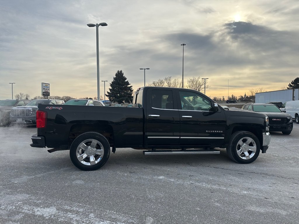 2016 Chevrolet Silverado 1500 LTZ in Pickering, Ontario - 6 - w1024h768px