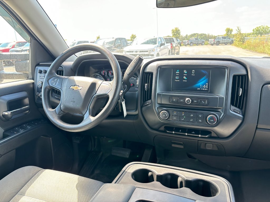 2017 Chevrolet Silverado 1500 in Lindsay, Ontario - 10 - w1024h768px