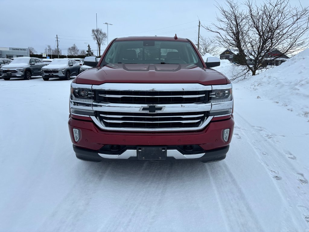 2018 Chevrolet Silverado 1500 in Lindsay, Ontario - 2 - w1024h768px