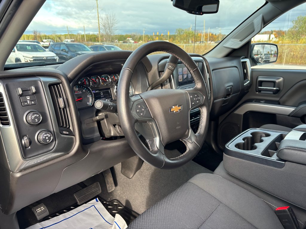 2019 Chevrolet Silverado 1500 in Lindsay, Ontario - 11 - w1024h768px