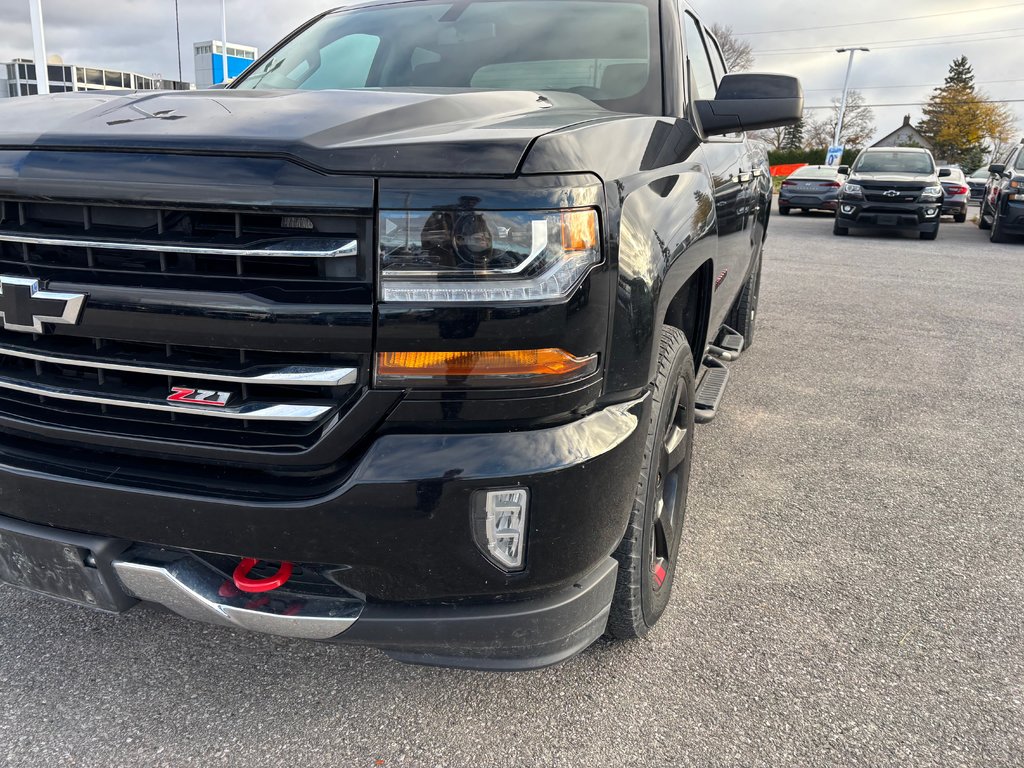 2019 Chevrolet Silverado 1500 in Lindsay, Ontario - 3 - w1024h768px