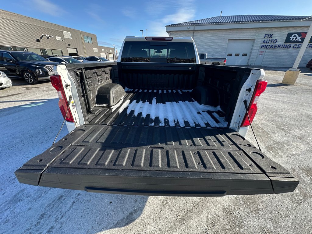 2021 Chevrolet Silverado 1500 in Pickering, Ontario - 22 - w1024h768px