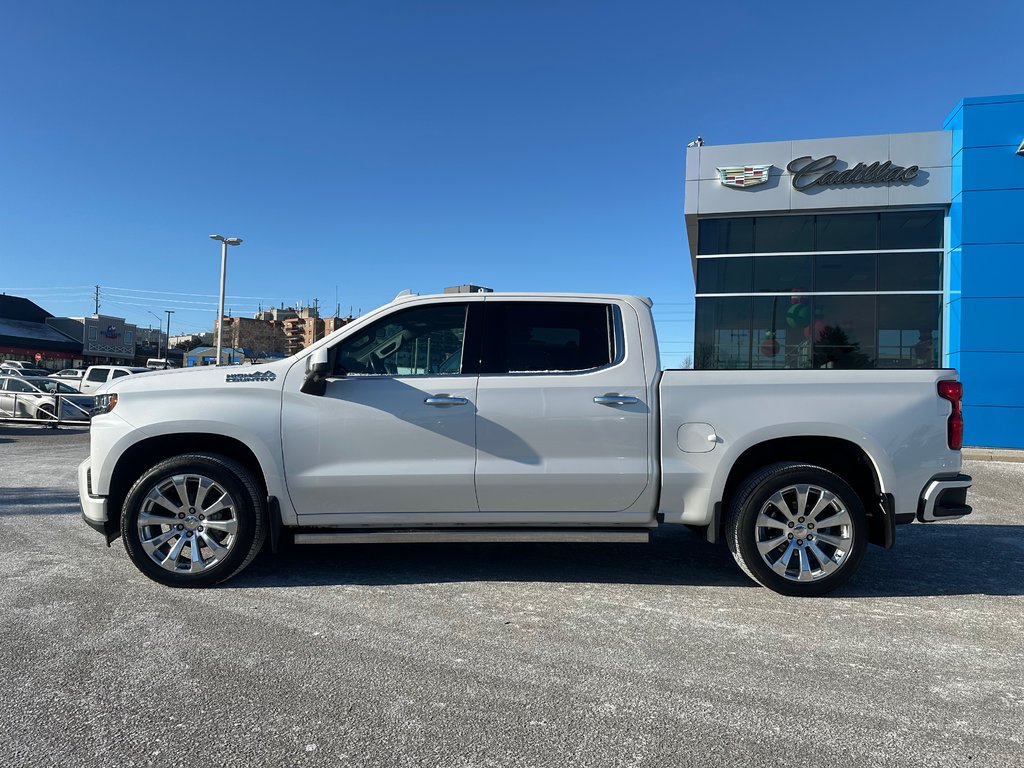 2021 Chevrolet Silverado 1500 in Pickering, Ontario - 2 - w1024h768px