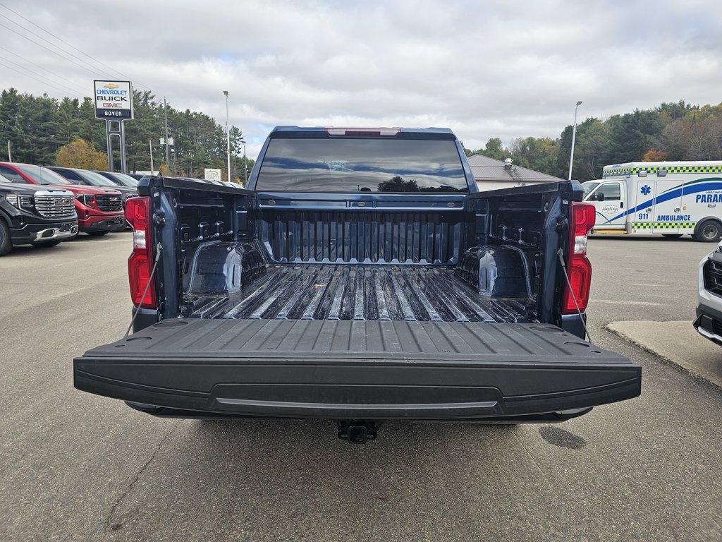 2022 Chevrolet Silverado 1500 in Pickering, Ontario - 6 - w1024h768px