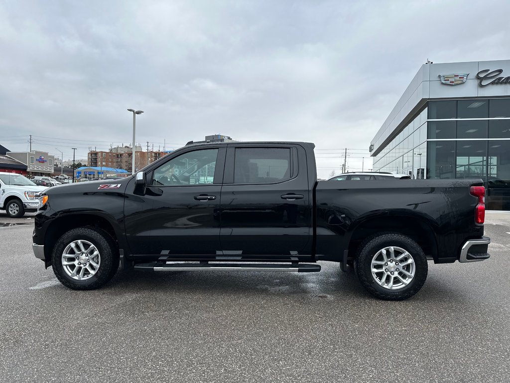 2023 Chevrolet Silverado 1500 in Pickering, Ontario - 2 - w1024h768px