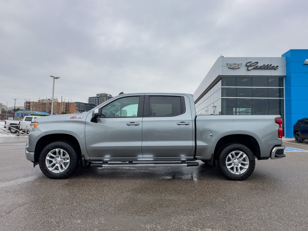 2023 Chevrolet Silverado 1500 in Pickering, Ontario - 2 - w1024h768px