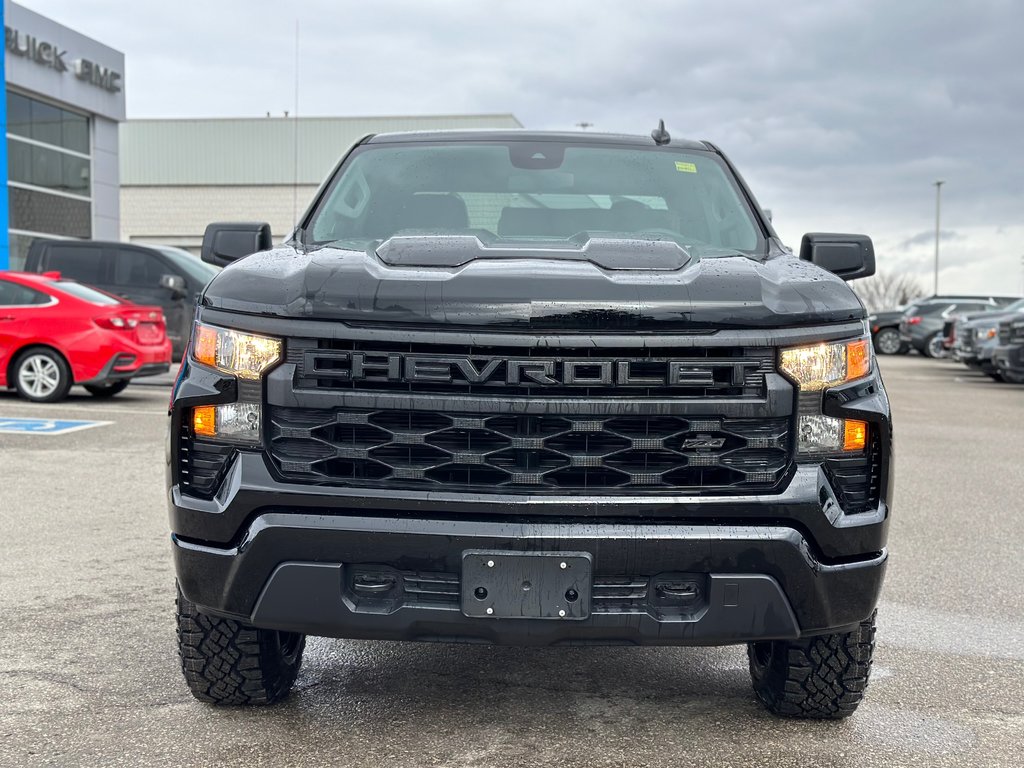 2023 Chevrolet Silverado 1500 in Pickering, Ontario - 8 - w1024h768px