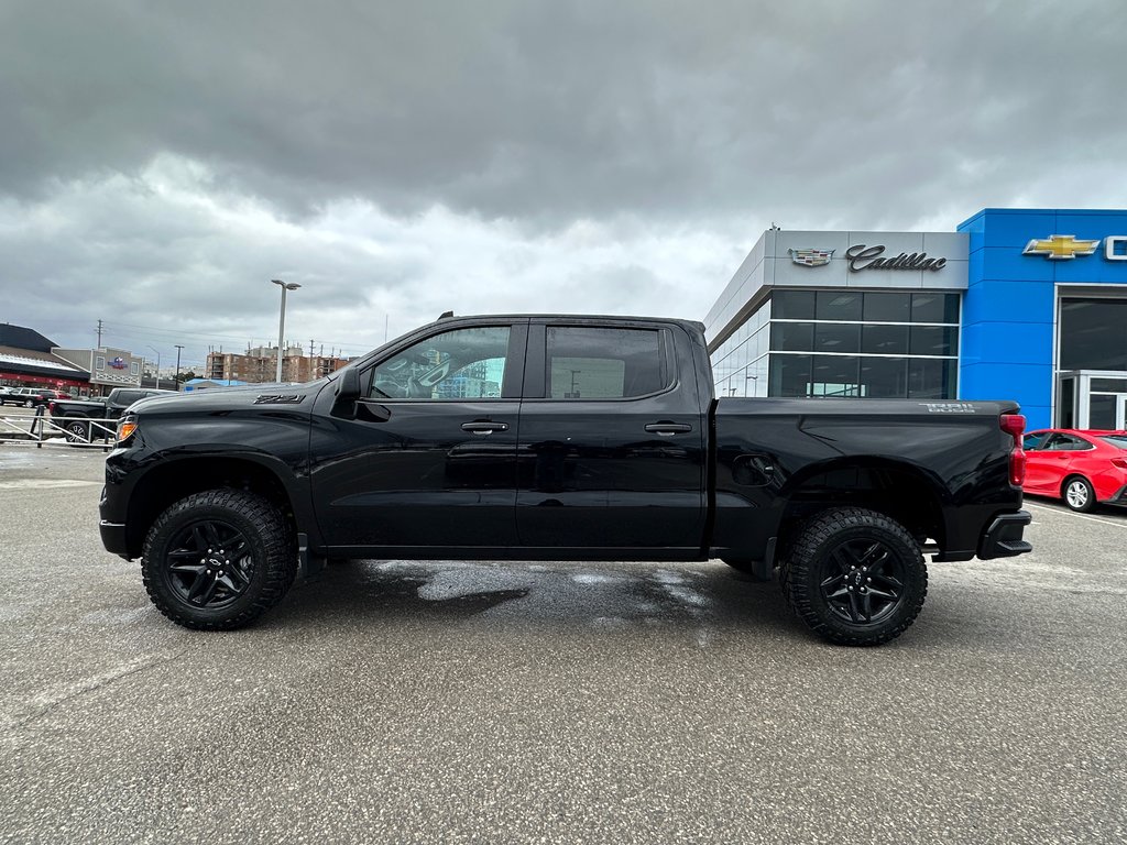 2023 Chevrolet Silverado 1500 in Pickering, Ontario - 2 - w1024h768px