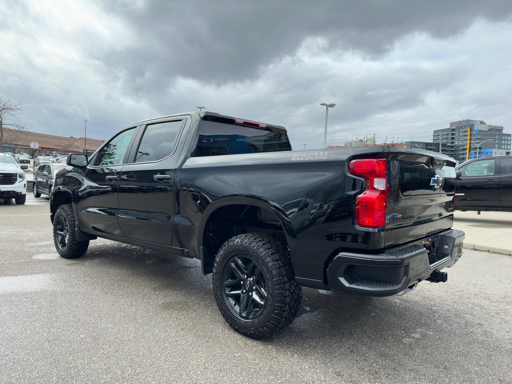 2023 Chevrolet Silverado 1500 in Pickering, Ontario - 3 - w1024h768px