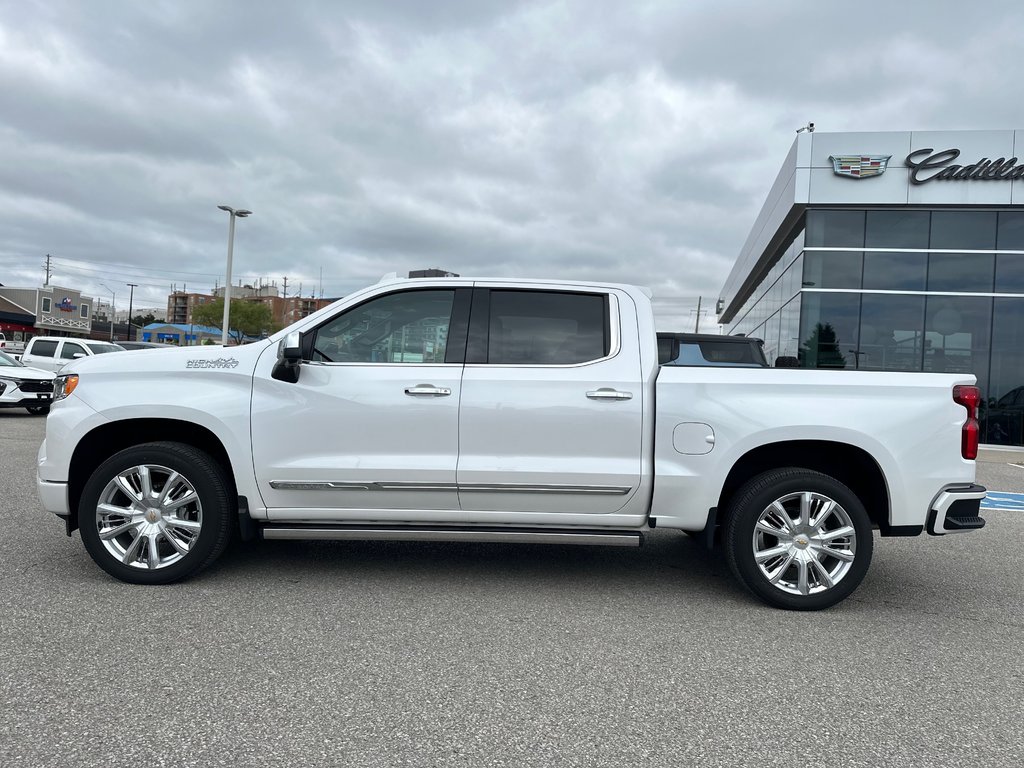 2024 Chevrolet Silverado 1500 in Pickering, Ontario - 2 - w1024h768px