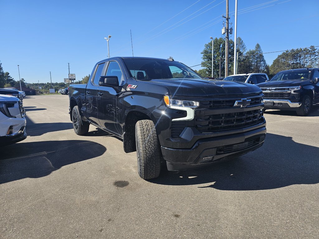 2024 Chevrolet Silverado 1500 in Pickering, Ontario - 3 - w1024h768px