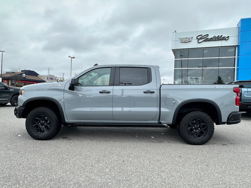 2024 Chevrolet Silverado 1500 in Pickering, Ontario - 2 - w1024h768px