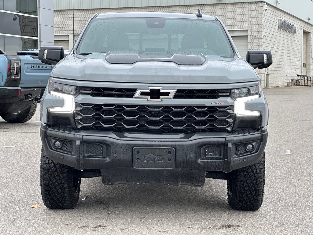 2024 Chevrolet Silverado 1500 in Pickering, Ontario - 8 - w1024h768px