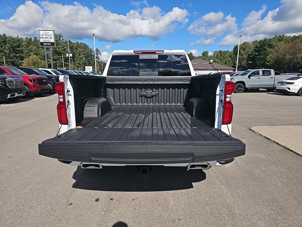 2025 Chevrolet Silverado 1500 in Pickering, Ontario - 6 - w1024h768px