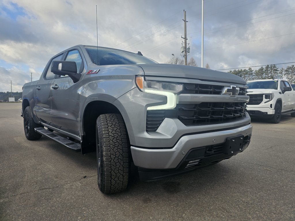 2025 Chevrolet Silverado 1500 in Pickering, Ontario - 3 - w1024h768px