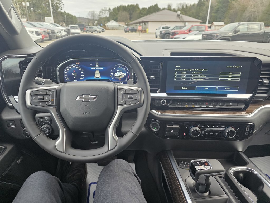 2025 Chevrolet Silverado 1500 in Pickering, Ontario - 26 - w1024h768px