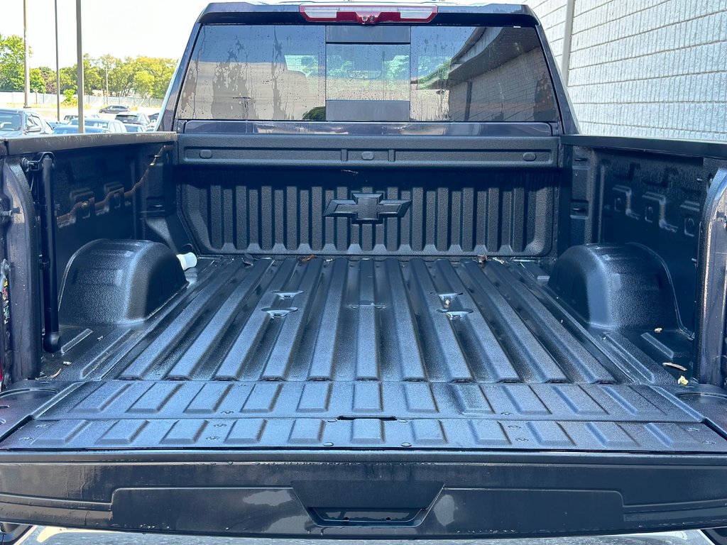 2024 Chevrolet SILVERADO 2500 HD in Pickering, Ontario - 17 - w1024h768px