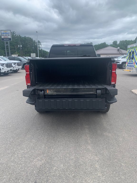 2024 Chevrolet SILVERADO 2500 HD in Pickering, Ontario - 10 - w1024h768px