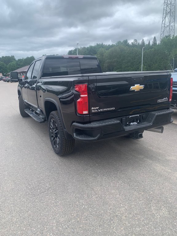 2024 Chevrolet SILVERADO 2500 HD in Pickering, Ontario - 12 - w1024h768px