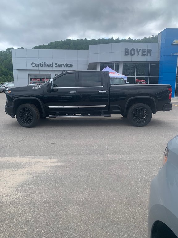 2024 Chevrolet SILVERADO 2500 HD in Pickering, Ontario - 13 - w1024h768px