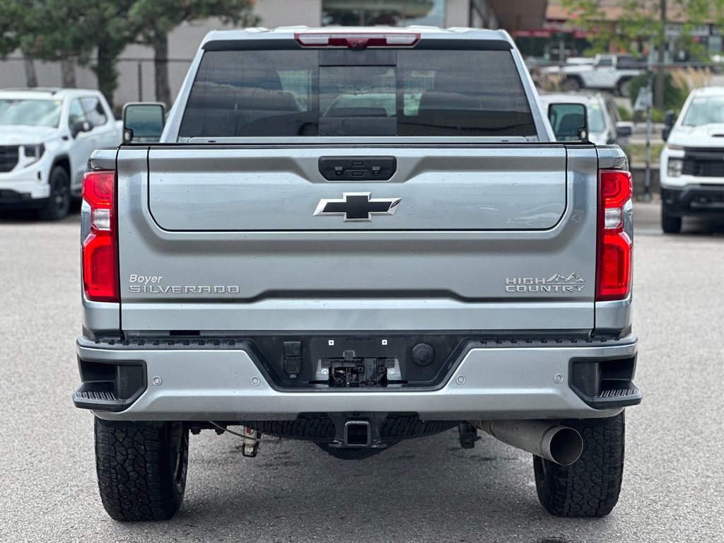 2024 Chevrolet SILVERADO 2500 HD in Pickering, Ontario - 4 - w1024h768px